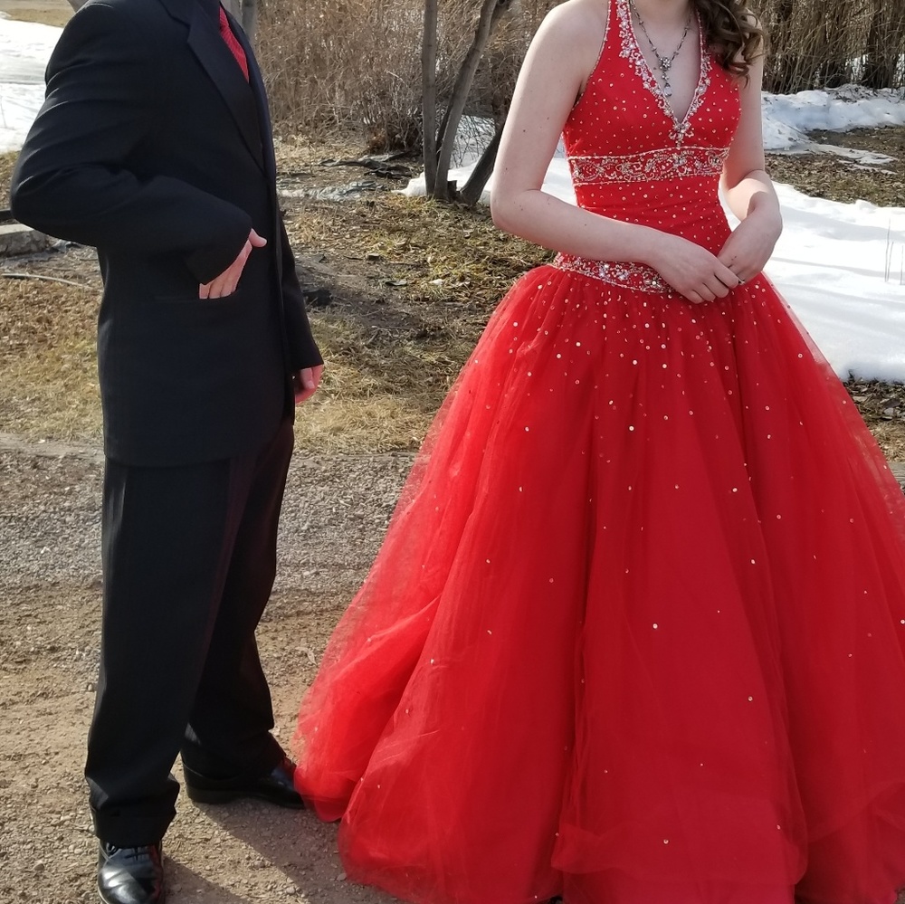 Red prom dress